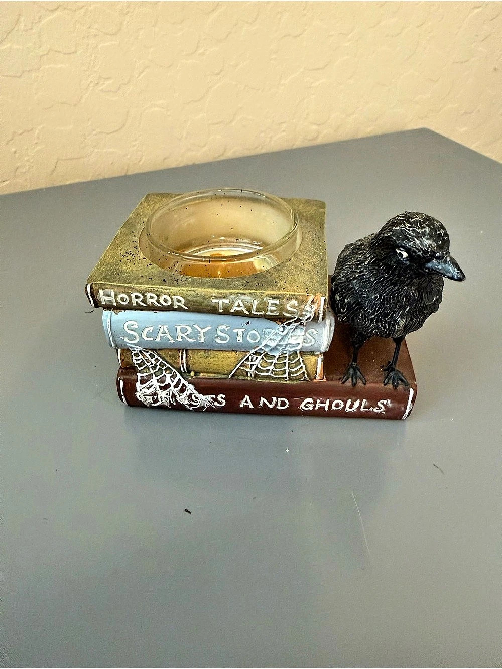 Yankee Candle Tuskull Books Halloween Candle Holder